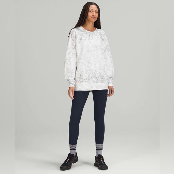 Lululemon Perfectly Oversized Crew Thread Dye White Black 8 - Picture 2 of 16